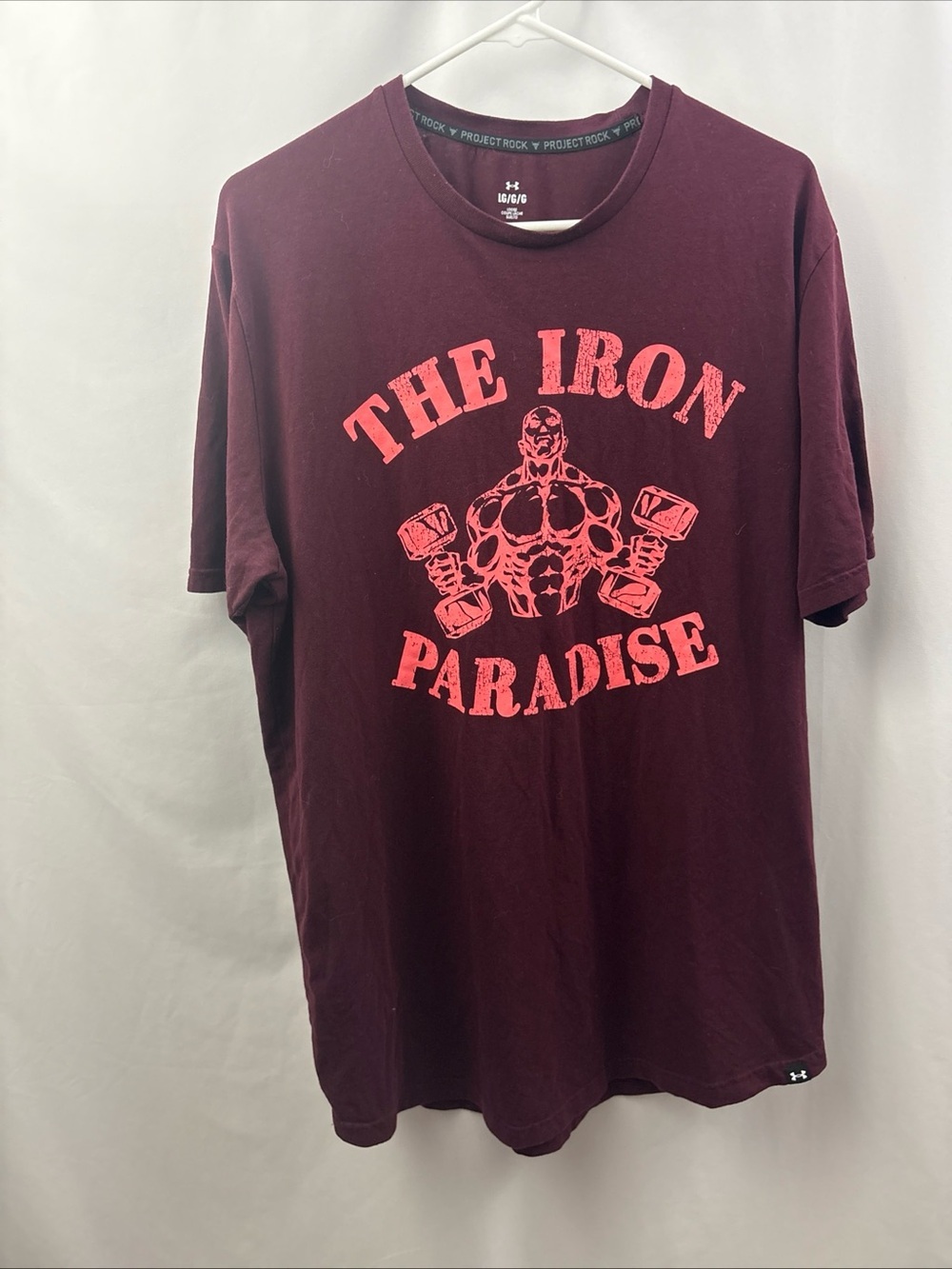 Under Armour Project Rock The Iron Paradise T Shirt Mens L Burgundy Dwayne